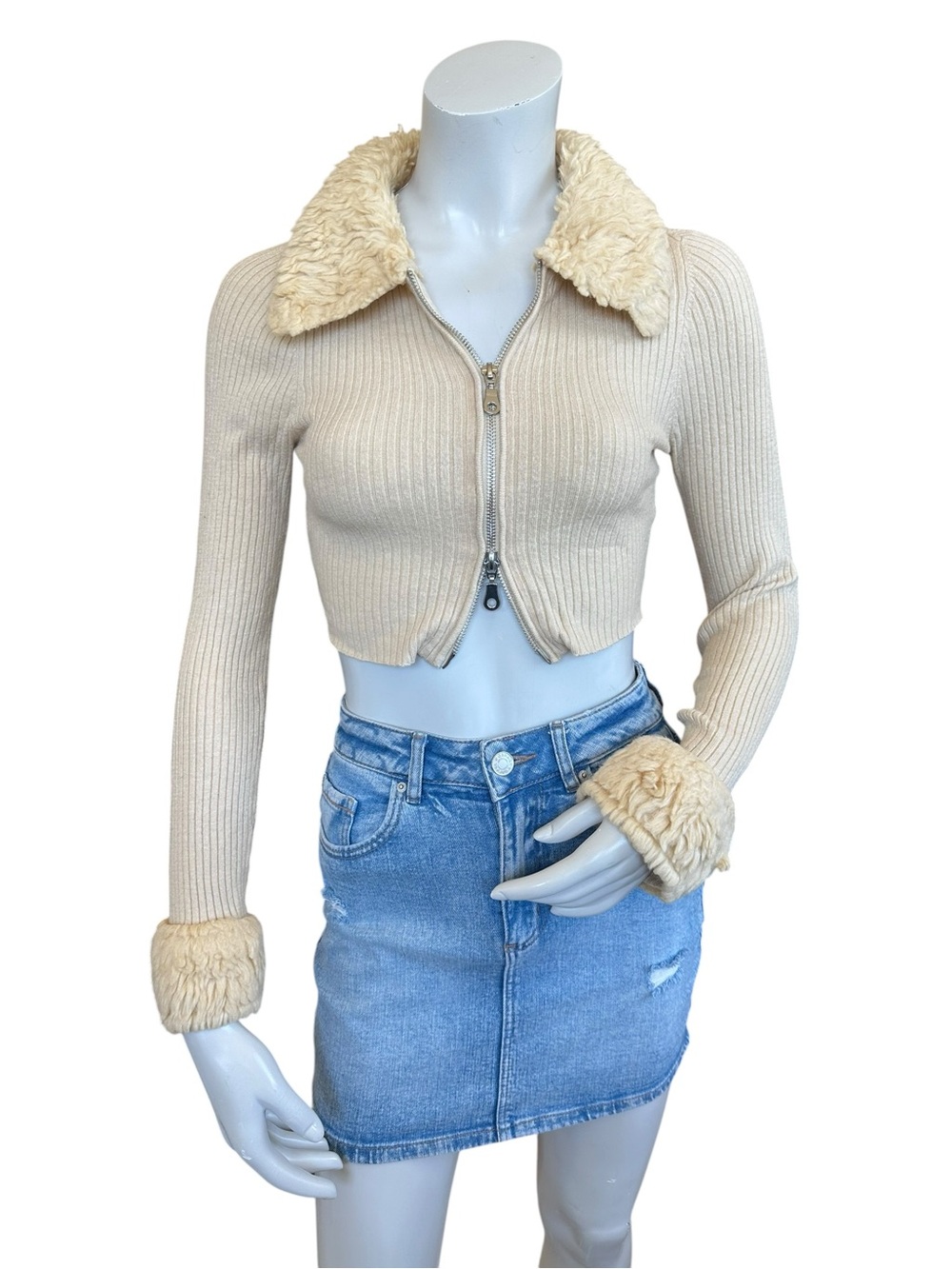 Urban Outfitters Pale Tan Y2K Two Way Zip Ribbed Fur Trimmed Crop Cardigan Large